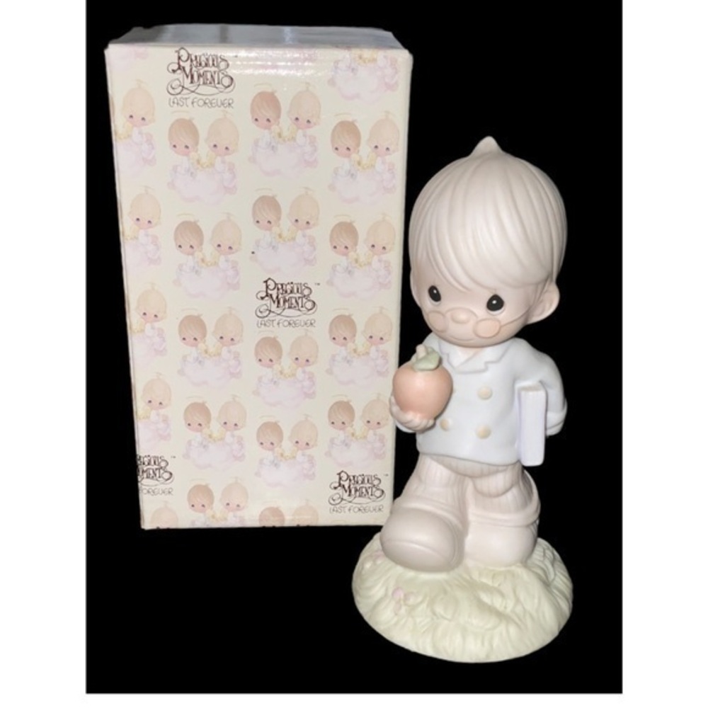 Precious Moments 1993 “To The Apple Of God’s Eye” Porcelain Figurine 5” …